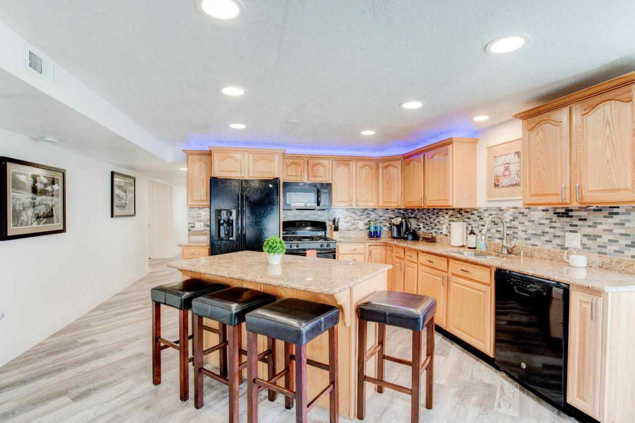 Modern Private Whole Unit 4 Bedroom Guest Suite King Bed Salt Lake City Extérieur photo