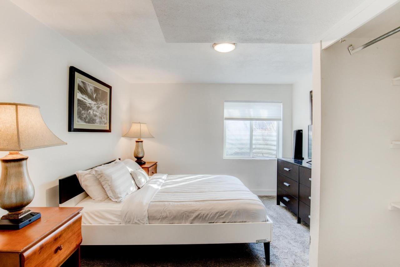 Modern Private Whole Unit 4 Bedroom Guest Suite King Bed Salt Lake City Extérieur photo