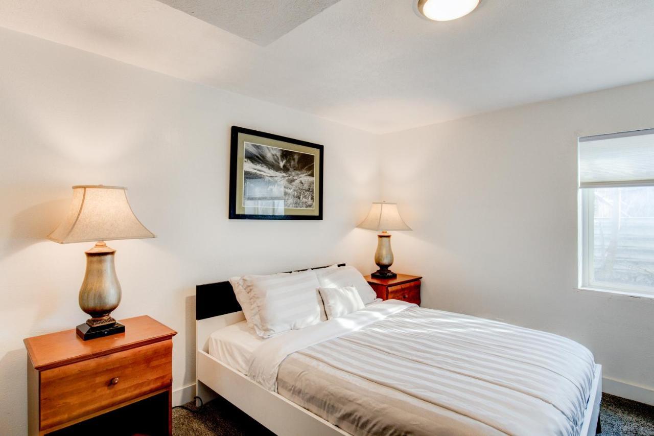 Modern Private Whole Unit 4 Bedroom Guest Suite King Bed Salt Lake City Extérieur photo